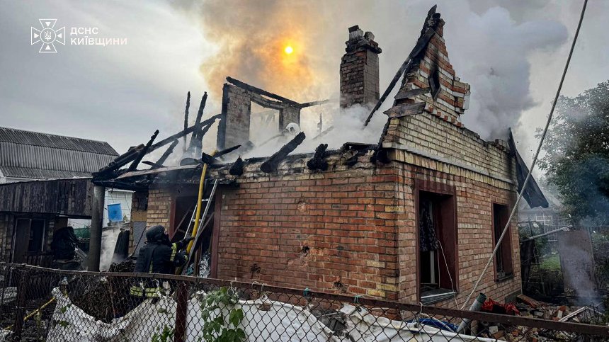 Наслідки ворожих атак на Київщину за добу