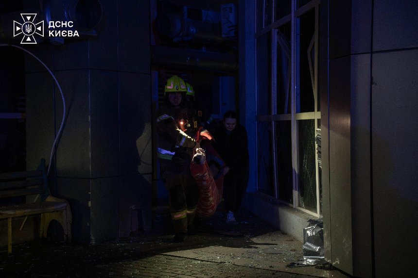 У ніч проти 19 жовтня ворог завдав балістичного удару по Києву