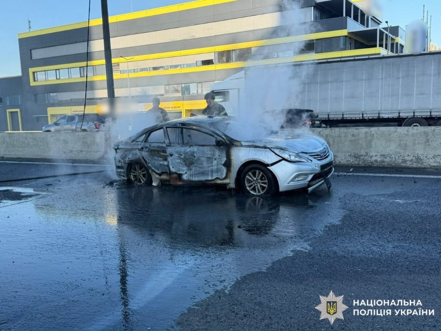 Ворожий безпілотник ударив поблизу траси Київ — Одеса біля ТЦ