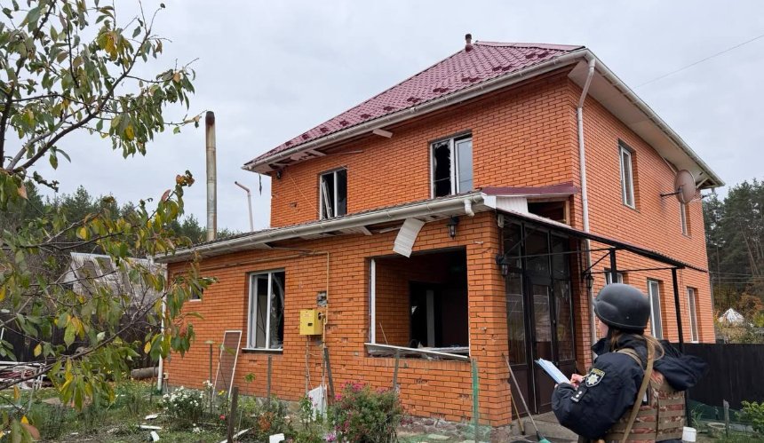 Ворог знову атакував Київщину дронами: які наслідки за добу