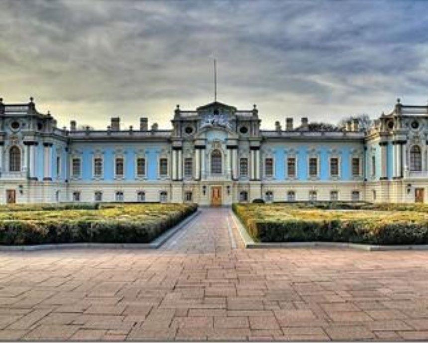 Мариинский дворец в Киеве разрушается: опубликованы фото