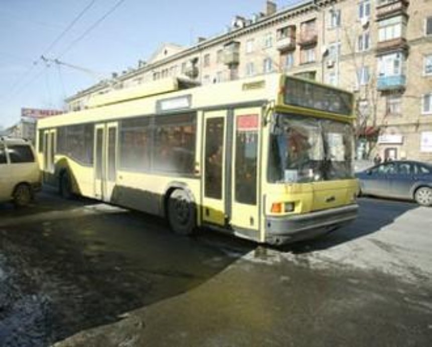 Инвалидам и мамам с колясками станет легче пользоваться киевским транспортом