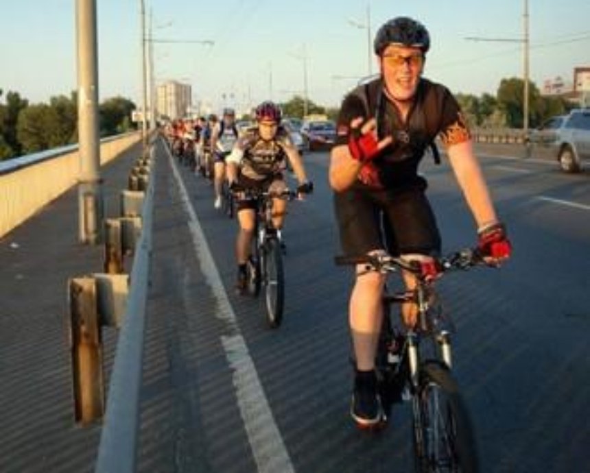 Киев велосипедный: город даст 20 миллионов гривен на велодорожки