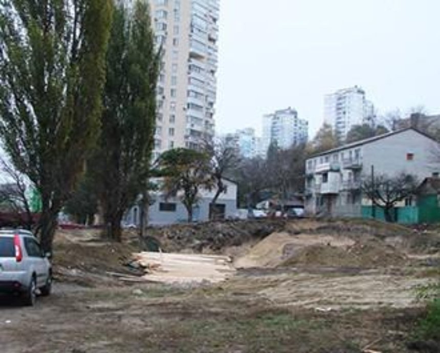 В Голосеево остановили незаконное строительство