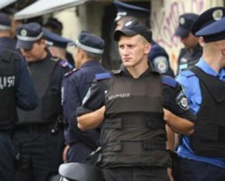 Милиция усилила меры безопасности в центре Киева