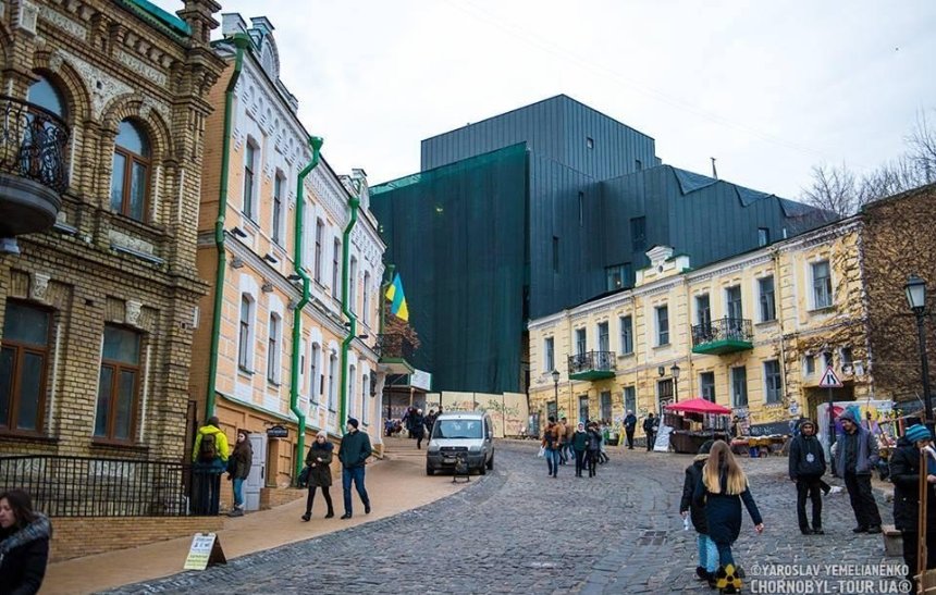 "Крематорий" на Андреевском: архитекторы показали, как должен выглядеть скандальный театр
