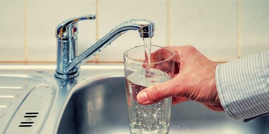 Пить или не пить: коммунальщики проверили качество водопроводной воды |  НашКиев.UA