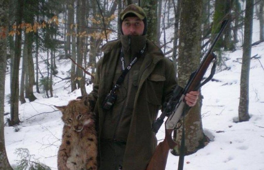 В Закарпатье лесничий убил краснокнижную рысь (фото)
