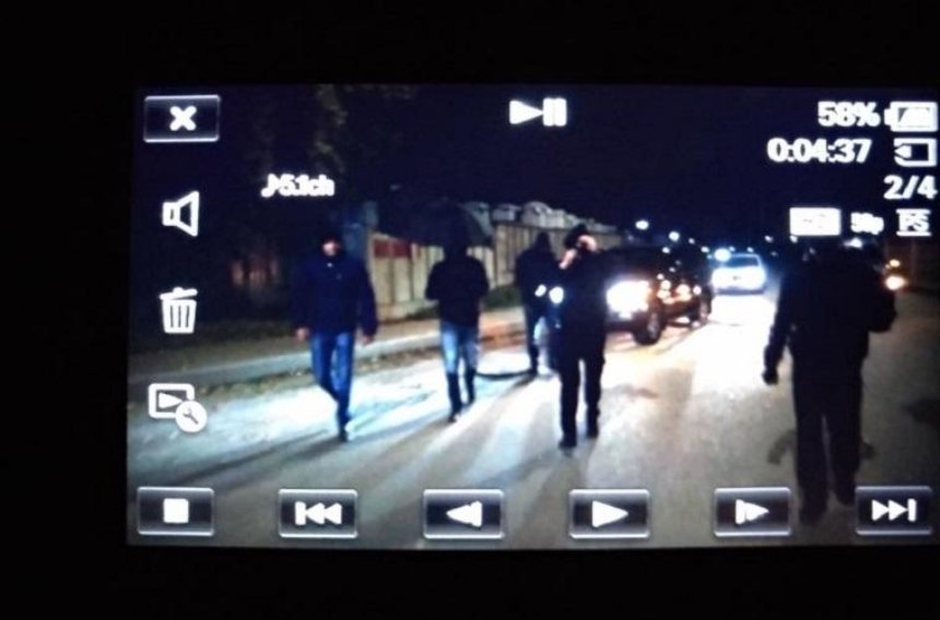 Неизвестные в масках напали на журналистов в аэропорту "Жуляны" (фото, видео)