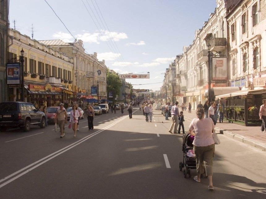 Улицу Сагайдачного могут сделать пешеходной