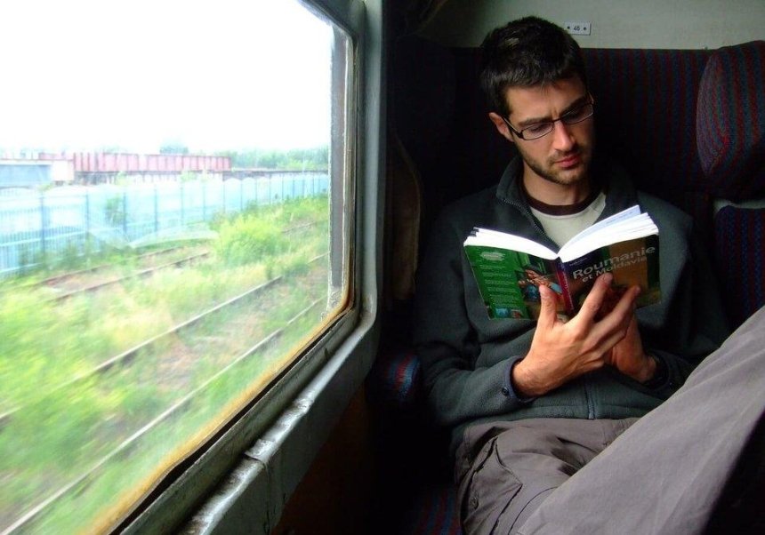 В украинских поездах будут продавать книги и ланчбоксы