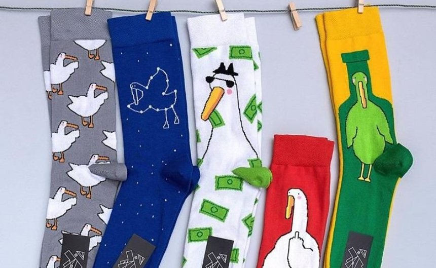 Український бренд випустив шкарпетки з відомим інтернет-персонажем 
