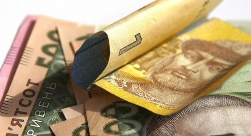 В Уряді заявили, що середня зарплата українців зросла на 23%