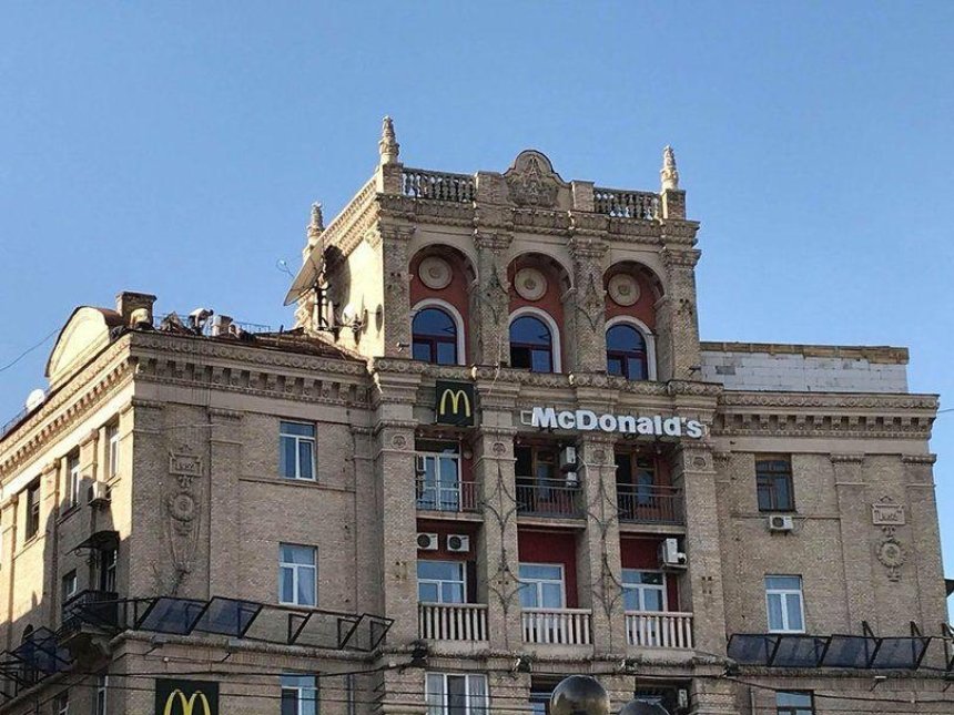Скандальная надстройка на Майдане: владелец квартиры восстановит крышу