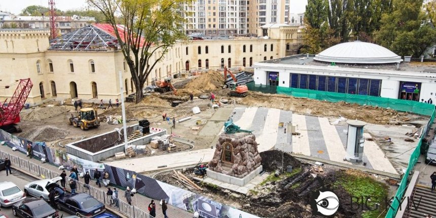 Реконструкция Арсенальной площади с высоты: как проходят строительные работы на участке