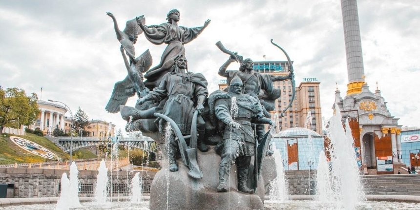 До конца 2020 года на Майдане отремонтируют чашу фонтана «Основатели Киева»