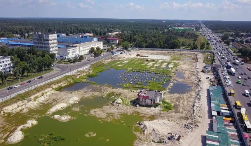 Киевсовет выделил землю возле метро «Лесная» под строительство нового ТРЦ