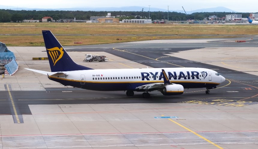 Билеты от 5 евро: Ryanair объявил однодневную распродажу
