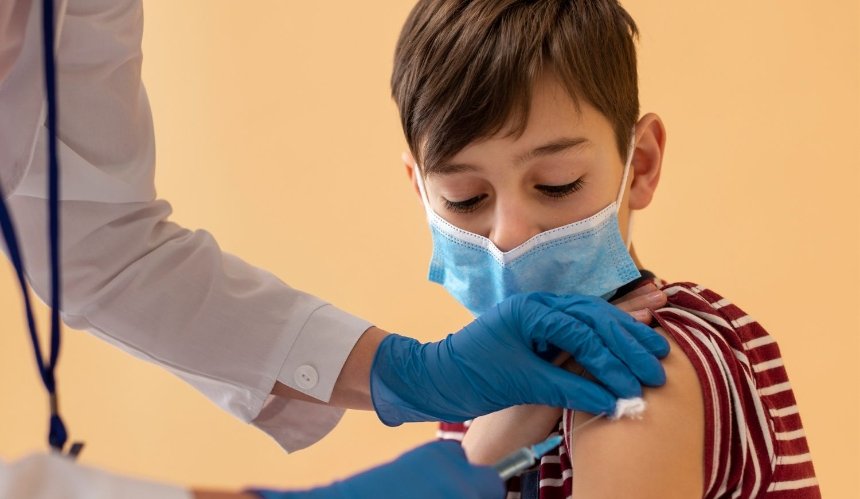 Израиль дал добро на вакцинацию против COVID-19 детей от пяти лет