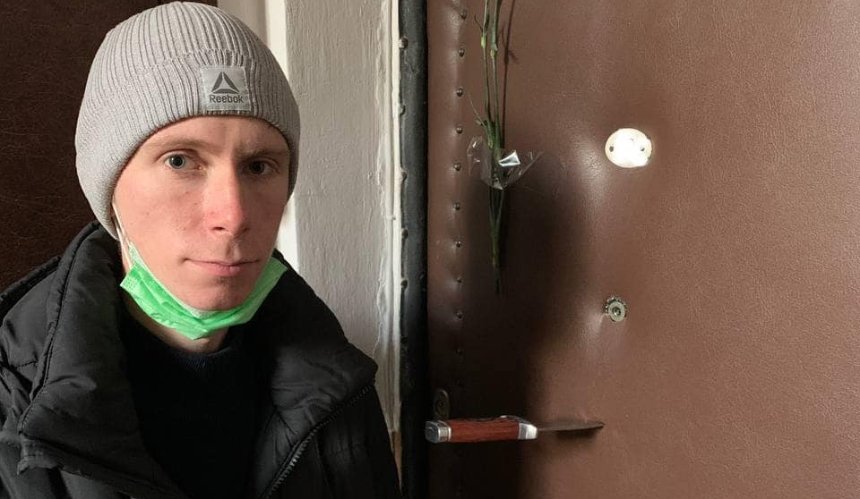 Нож и две гвоздики: градозащитник Дмитрий Петров получил угрозы
