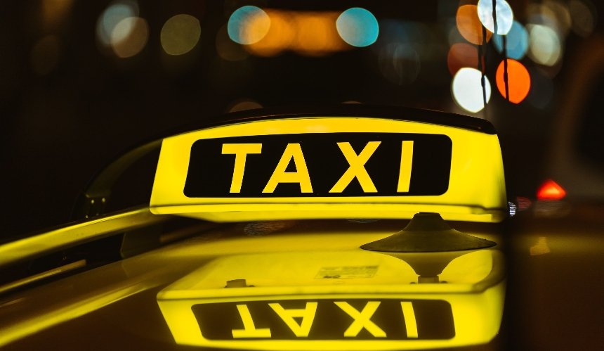 В Киеве могут резко вырасти цены на такси: подробности