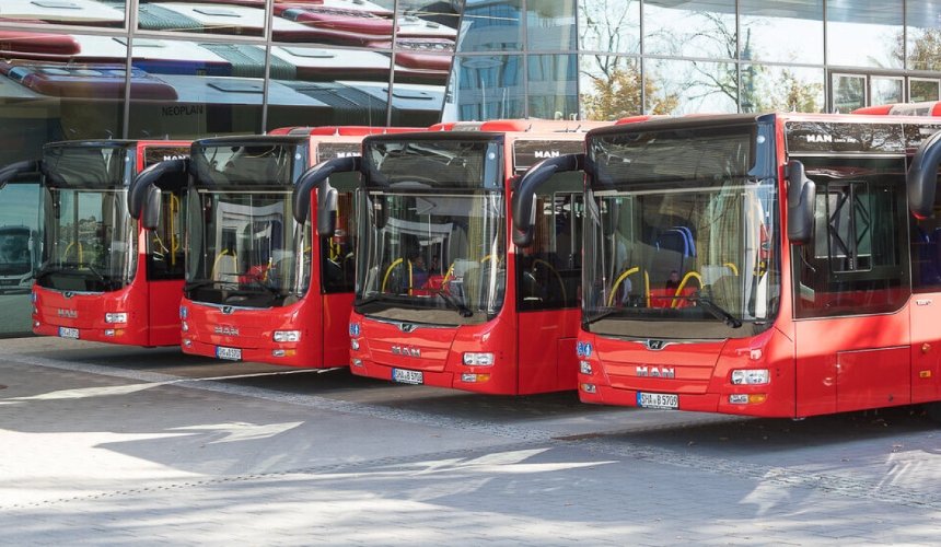 В КМДА пояснили, чому автобуси від Deutsche Bahn не їздять Києвом