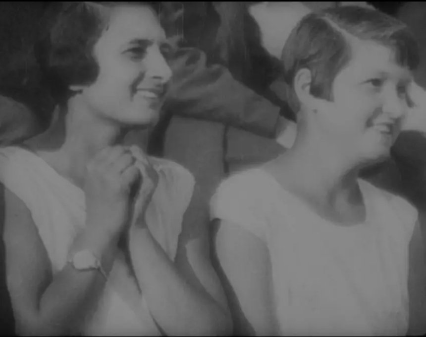 9 листопада в рамках паралельної програми до виставки "Ріка кричала, вила, як поранений звір" у Довженко-Центрі покажуть стрічку Михаїла Кауфмана "Навесні" (1929)
