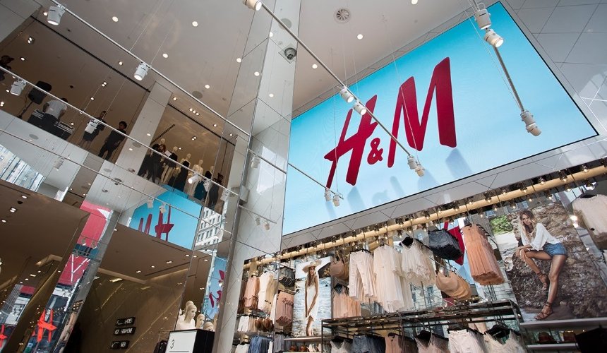 H&M продовжує повернення в столицю: в яких ТРЦ відбудеться відкриття магазинів