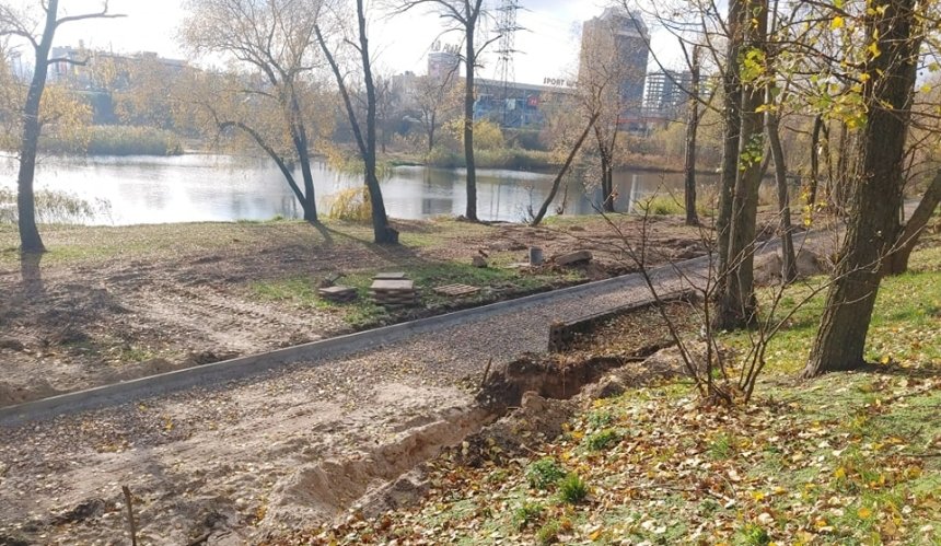У Києві на озері Вербному розпочалася реконструкція зони відпочинку