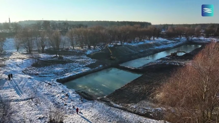 У Києві триває відновлення екосистеми озера Синє: на якому етапі роботи