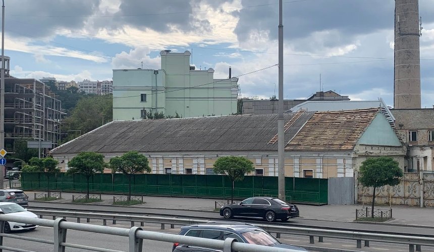 Суд зберіг охоронний статус для "Будівлі лазень купця Михайла Бубнова": деталі