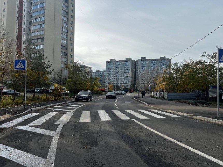 На Троєщині завершили ремонт трьох вулиць