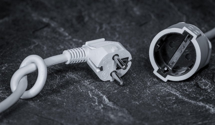 6 листопада у Києві діють графіки стабілізаційних відключень: коли і де не буде світла