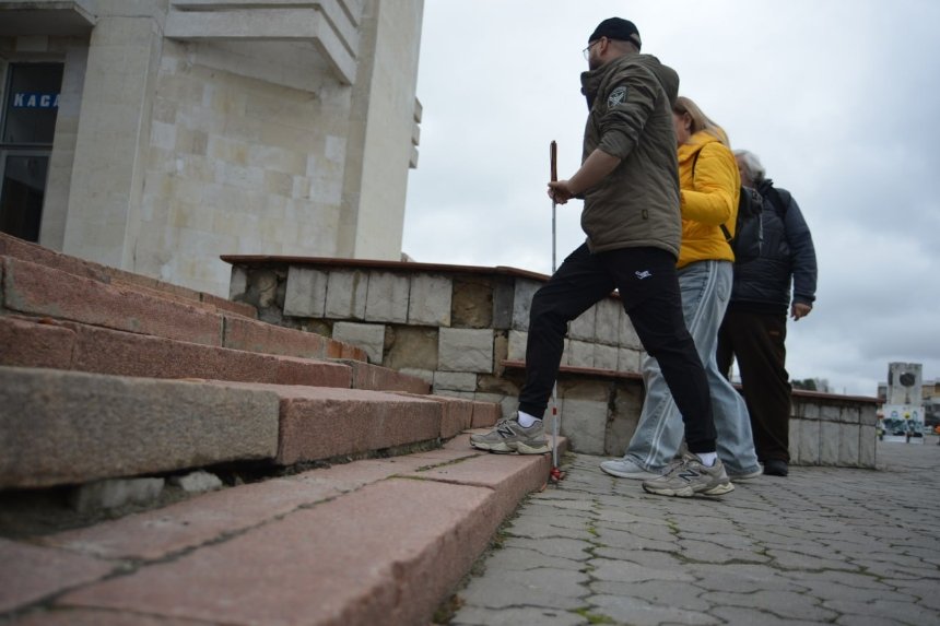 У Славутичі протестували пілотний безбар’єрний маршрут