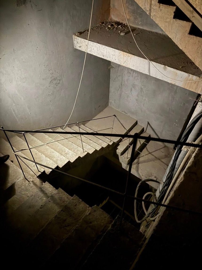 Будівництво на пам'ятці архітектури у центрі Києва призупинили Будівництво на пам'ятці архітектури у центрі Києва призупинили