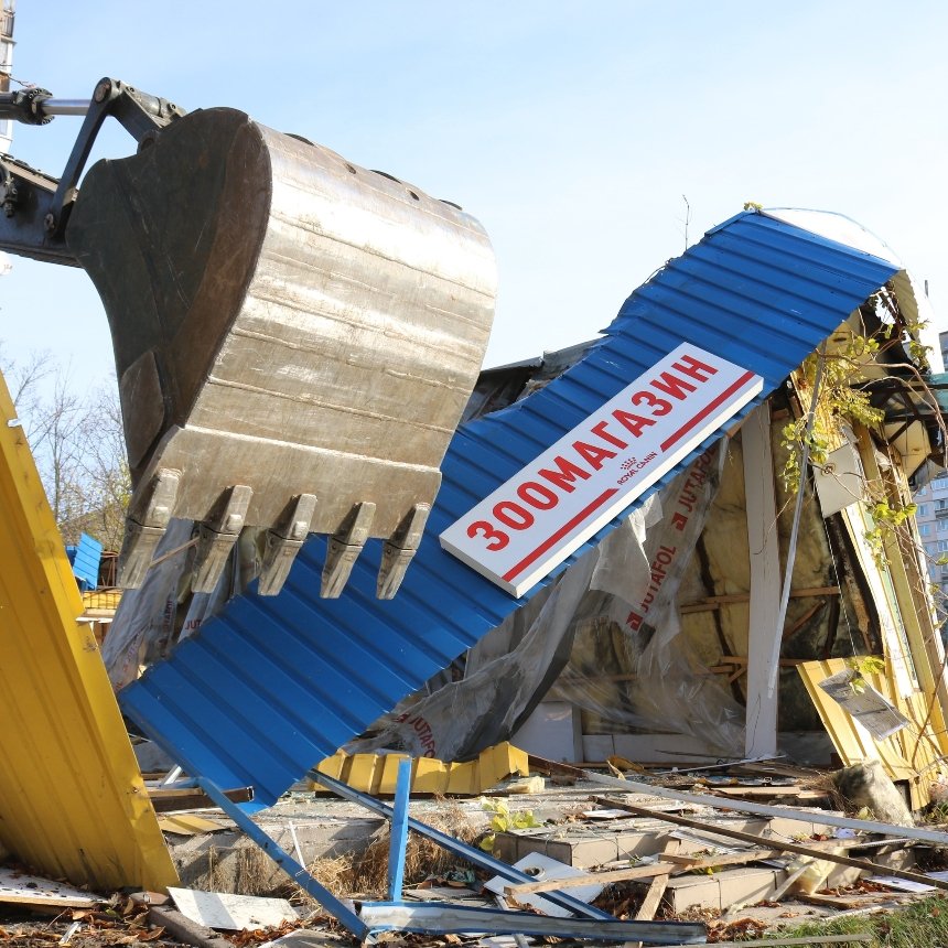 У Подільському районі за тиждень демонтували 73 незаконні споруди