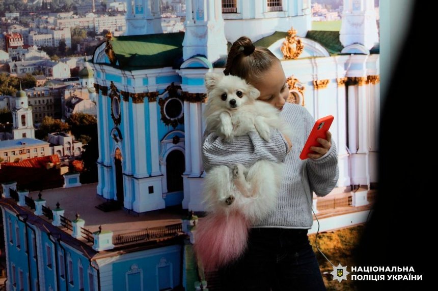 В управліннях поліції Києва працюють Пункти Незламності