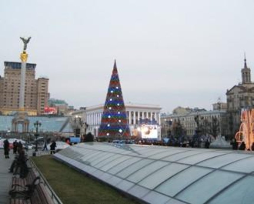 Скандальная ёлка на Майдане: генеральная репетиция (ВИДЕО)
