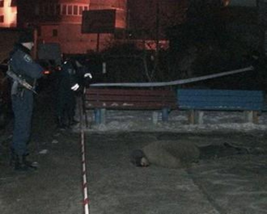На улице Здолбуновской в Киеве обнаружен труп мужчины