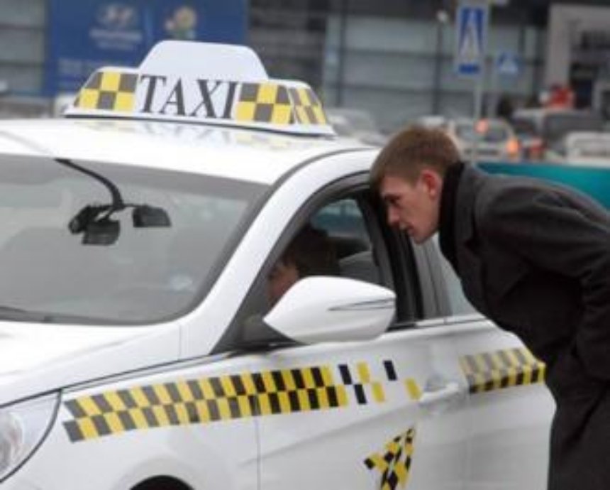 В Киеве две службы такси отказались обслужить клиента из-за украинского языка (обновлено)