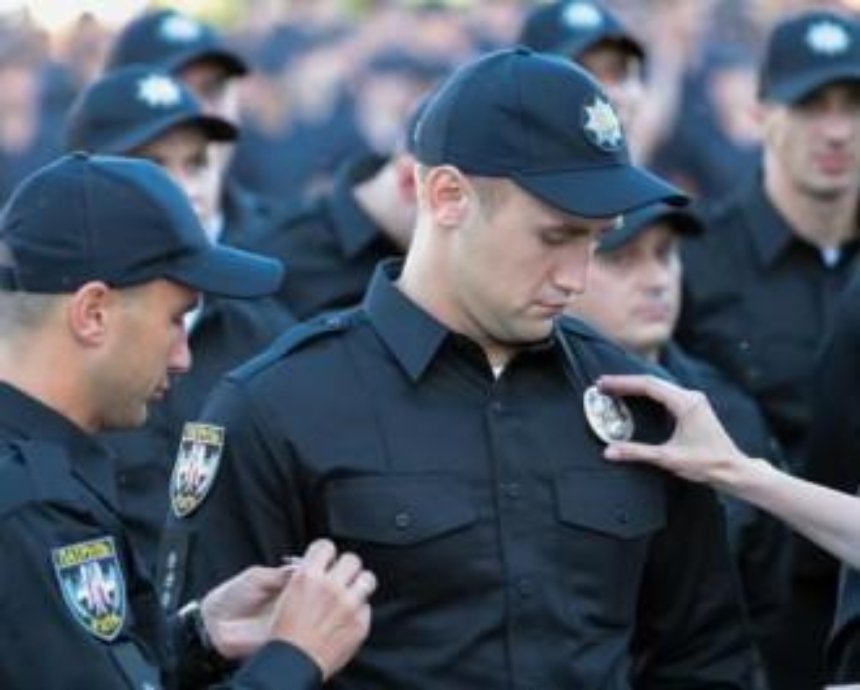 560 полицейских Киева и области не прошли переаттестацию