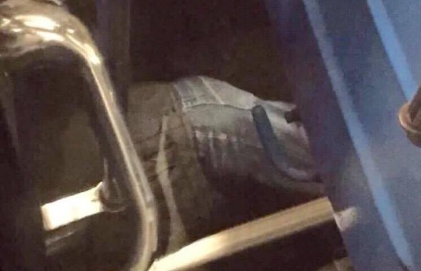 Почти не пострадал: в столичном метро мужчина упал под поезд