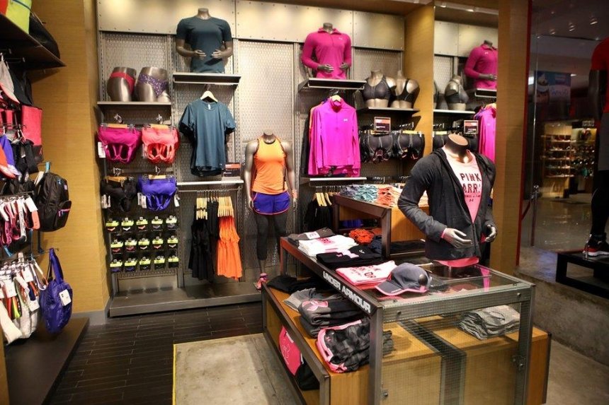 В Киеве открывается первый магазин главного конкурента Nike и Adidas