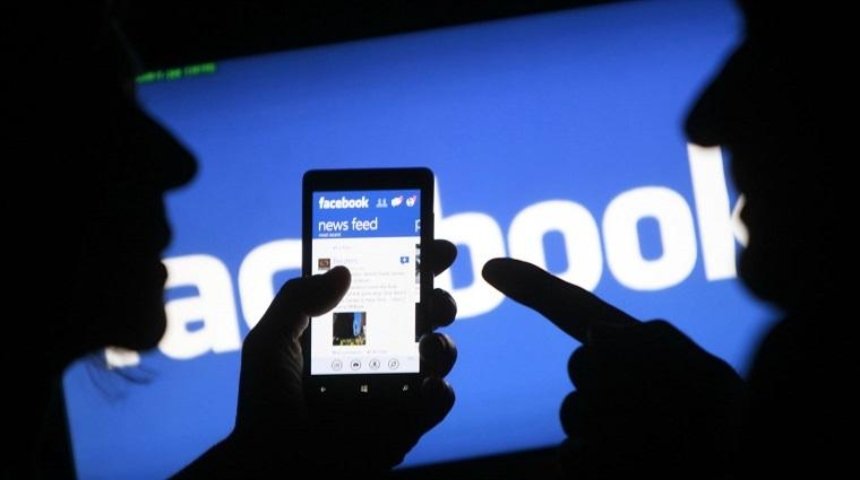 Украинских пользователей Facebook атакует вирус