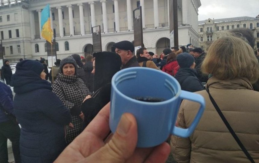 В центре столицы проходит акция «Кофе на Крещатике» (фото, видео)