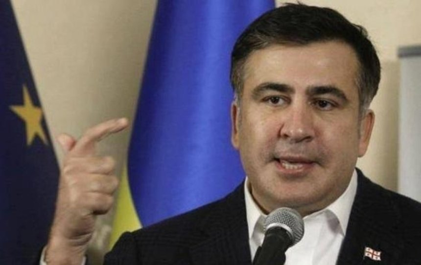 Саакашвили: "Моего дядю 3 часа держат в аэропорту"