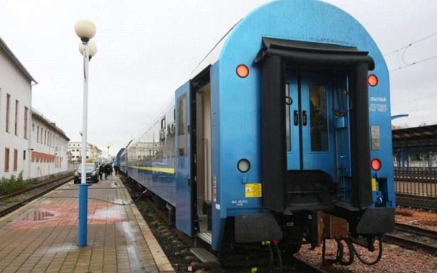 Новий поїзд «Відень — Київ» зламався в дорозі (фото)