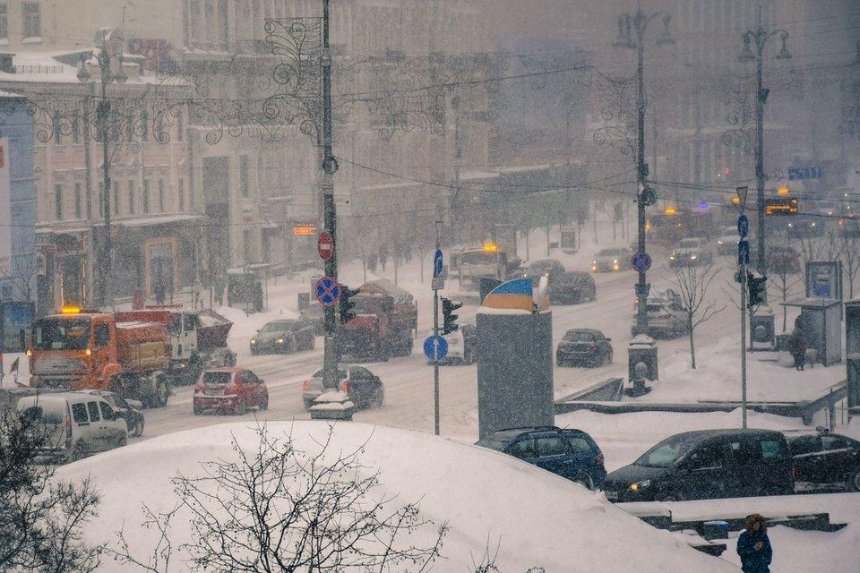 Снегопад и метели: в Киеве и области ухудшится погода