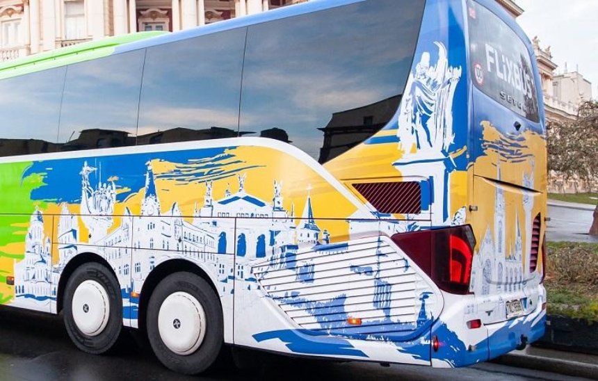 Украинские достопримечательности появились на европейском автобусе (фото)
