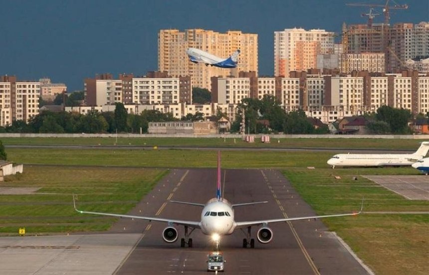 Аэропорт «Киев» реконструируют и удлинят взлетную полосу: что будет с соседними домами